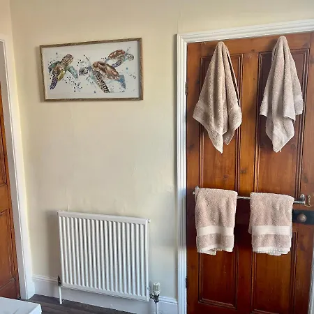 Dog Friendly Cottage Central Whitby Pro Rata Price Whitby